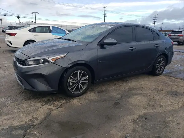 3KPF24AD4PE608117 2023 KIA FORTE - Image 1