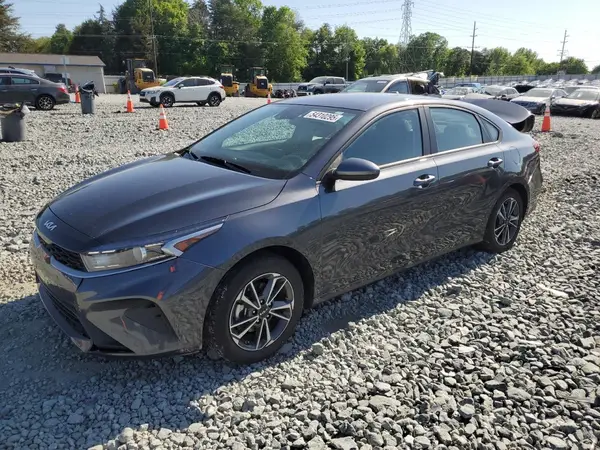 3KPF24AD4PE608277 2023 KIA FORTE - Image 1
