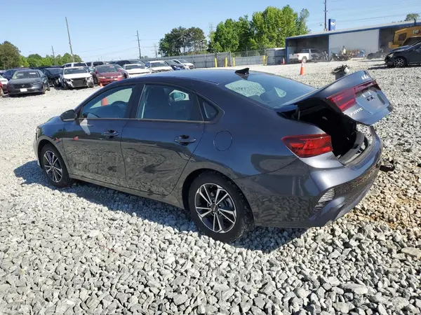 3KPF24AD4PE608277 2023 KIA FORTE - Image 2