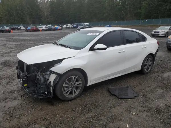 3KPF24AD4PE609610 2023 KIA FORTE - Image 1