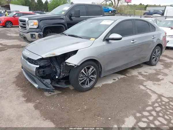 3KPF24AD4PE612247 2023 KIA FORTE - Image 2