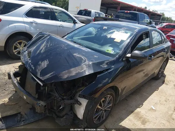 3KPF24AD4PE612491 2023 KIA FORTE - Image 2
