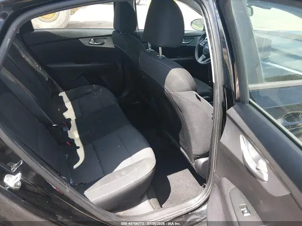 3KPF24AD4PE612491 2023 KIA FORTE - Image 8