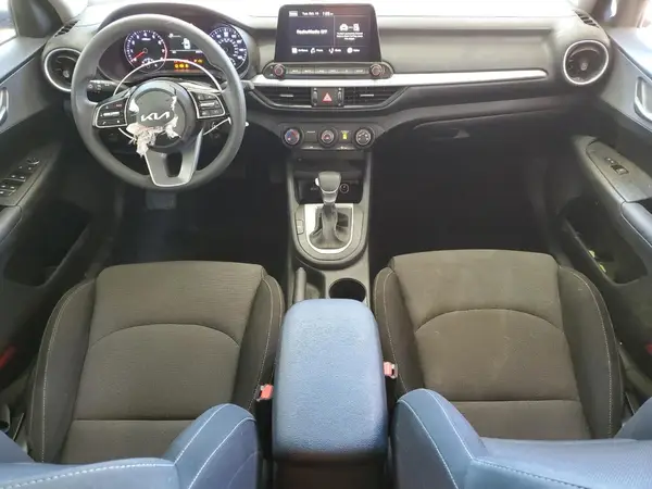 3KPF24AD4PE615584 2023 KIA FORTE - Image 8