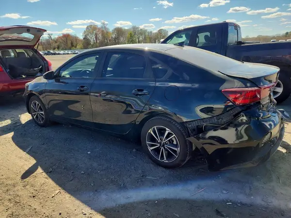 3KPF24AD4PE618534 2023 KIA FORTE - Image 2