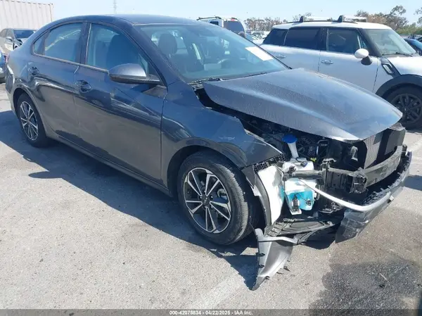 3KPF24AD4PE621000 2023 KIA FORTE - Image 1