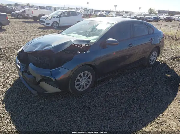 3KPF24AD4PE621174 2023 KIA FORTE - Image 2
