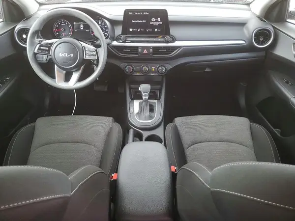 3KPF24AD4PE623992 2023 KIA FORTE - Image 8