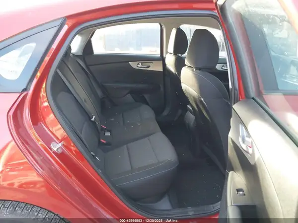 3KPF24AD4PE624446 2023 KIA FORTE - Image 8