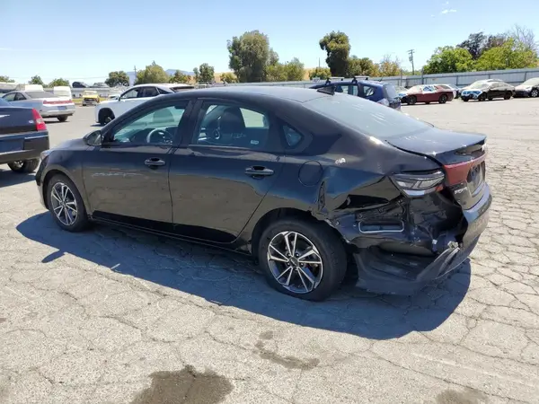 3KPF24AD4PE629209 2023 KIA FORTE - Image 2