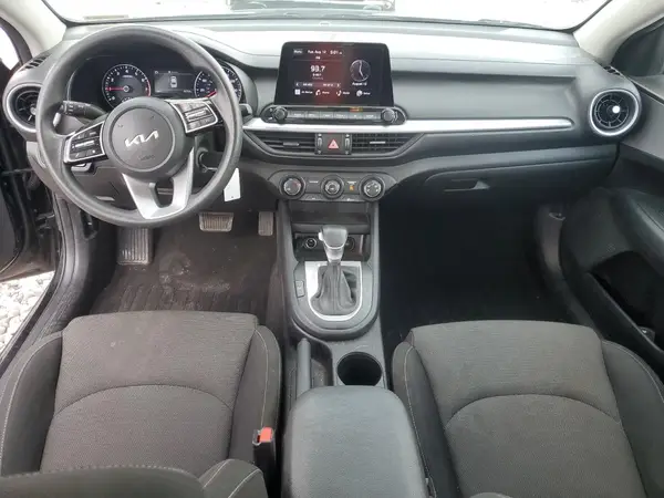3KPF24AD4PE630926 2023 KIA FORTE - Image 8