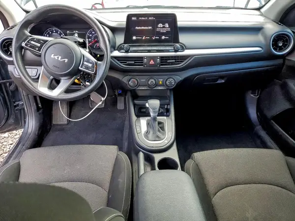 3KPF24AD4PE633308 2023 KIA FORTE - Image 8