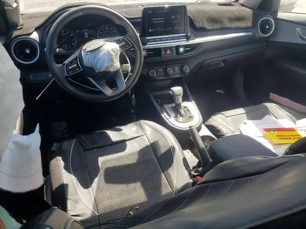 3KPF24AD4PE635804 2023 KIA FORTE - Image 8