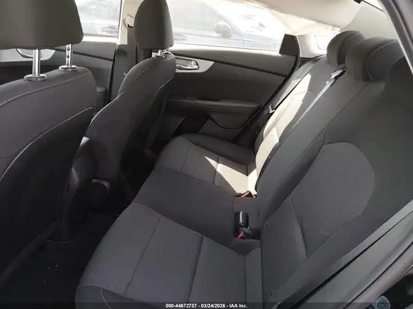 3KPF24AD4PE636810 2023 KIA FORTE - Image 8