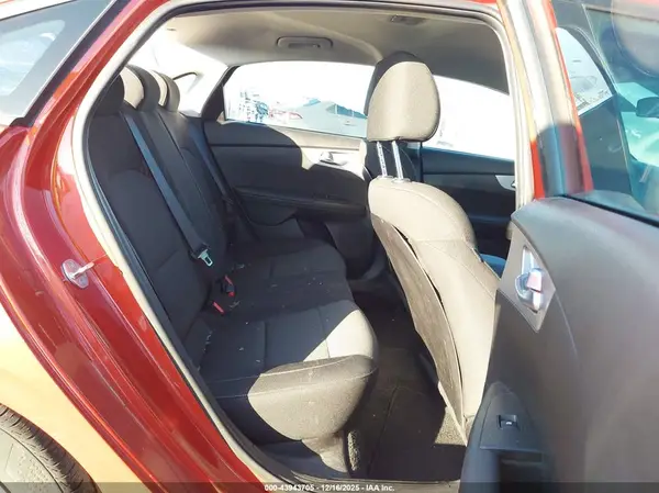 3KPF24AD4PE637195 2023 KIA FORTE - Image 8