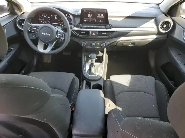 3KPF24AD4PE638671 2023 KIA FORTE - Image 8