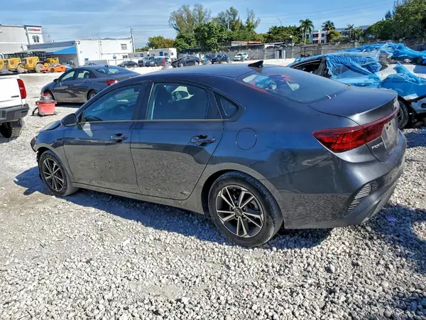 3KPF24AD4PE640291 2023 KIA FORTE - Image 2