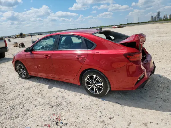 3KPF24AD4PE642736 2023 KIA FORTE - Image 2