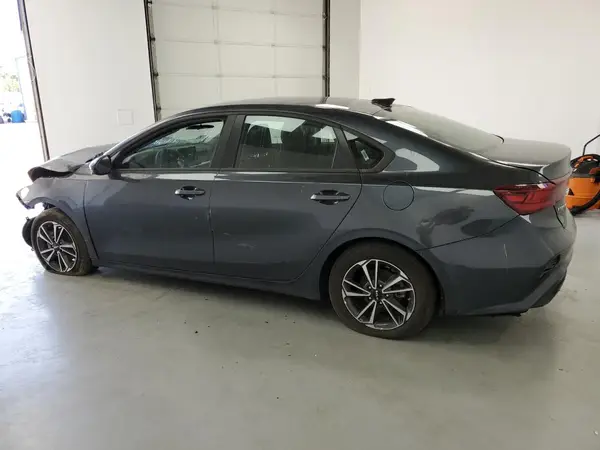 3KPF24AD4PE643059 2023 KIA FORTE - Image 2