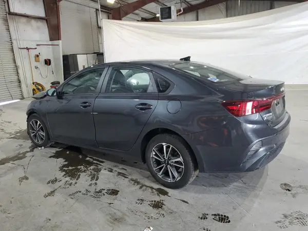3KPF24AD4PE644342 2023 KIA FORTE - Image 2