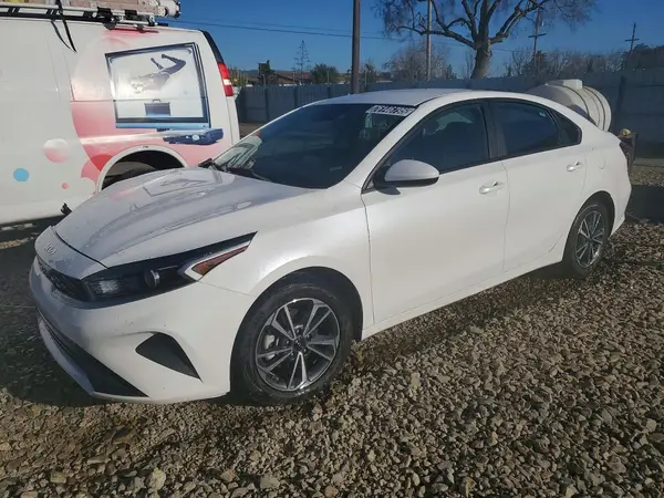 3KPF24AD4PE650092 2023 KIA FORTE - Image 1
