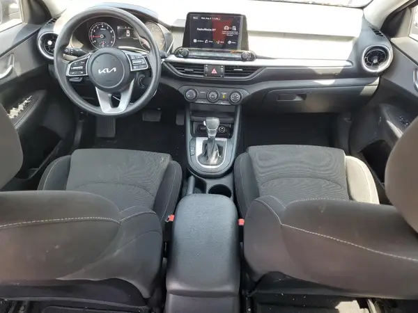 3KPF24AD4PE651114 2023 KIA FORTE - Image 8