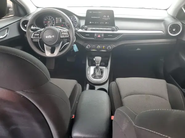 3KPF24AD4PE656930 2023 KIA FORTE - Image 8