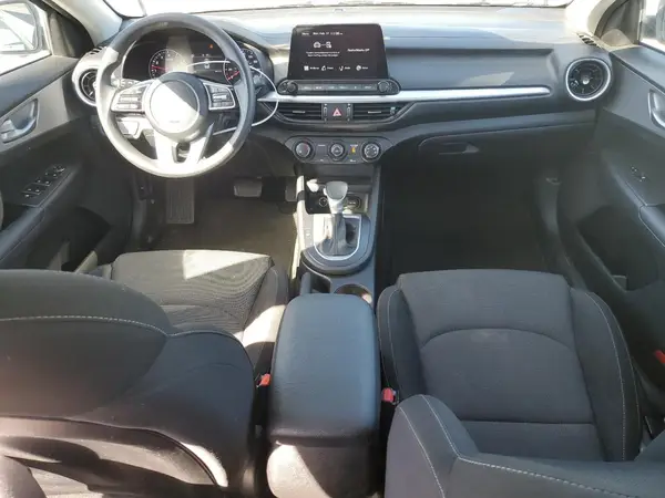 3KPF24AD4PE660203 2023 KIA FORTE - Image 8