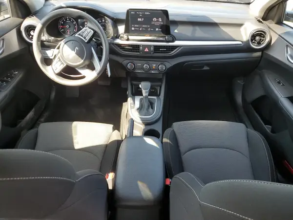 3KPF24AD4PE668964 2023 KIA FORTE - Image 8