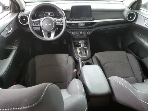 3KPF24AD4PE672044 2023 KIA FORTE - Image 8