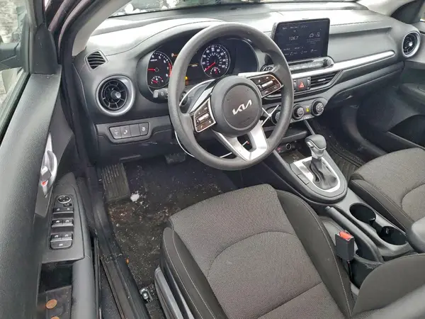 3KPF24AD4PE673789 2023 KIA FORTE - Image 8