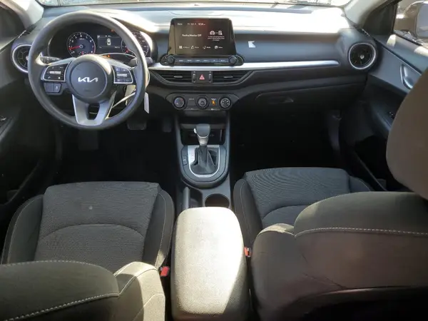 3KPF24AD4PE674361 2023 KIA FORTE - Image 8