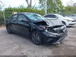 3KPF24AD4PE675283 2023 KIA FORTE