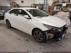 3KPF24AD4PE676675 2023 KIA FORTE