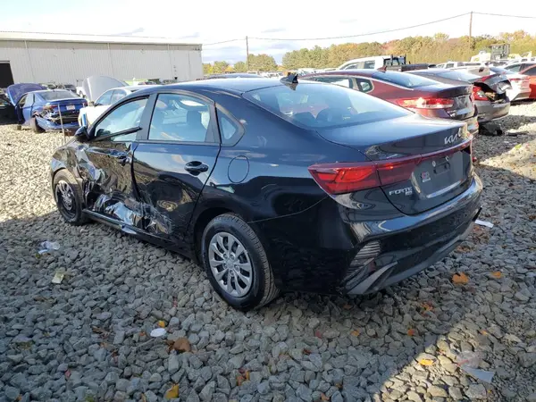 3KPF24AD4PE678202 2023 KIA FORTE - Image 2