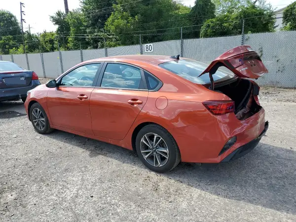 3KPF24AD4PE678734 2023 KIA FORTE - Image 2