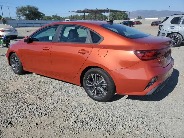 3KPF24AD4PE680063 2023 KIA FORTE - Image 2
