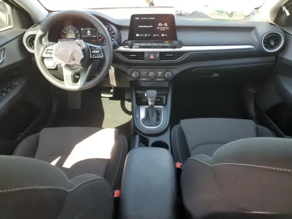 3KPF24AD4PE680225 2023 KIA FORTE - Image 8