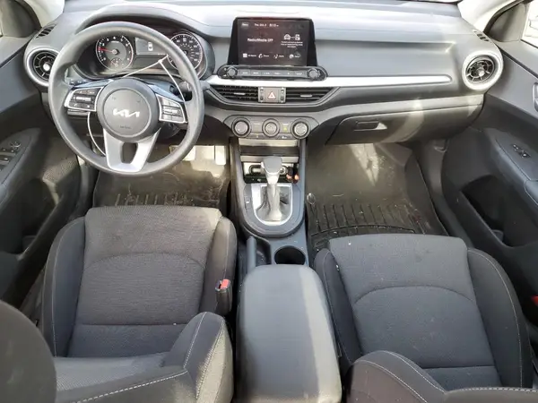 3KPF24AD4PE682038 2023 KIA FORTE - Image 8