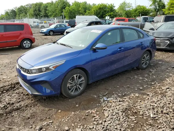 3KPF24AD4PE685456 2023 KIA FORTE - Image 1