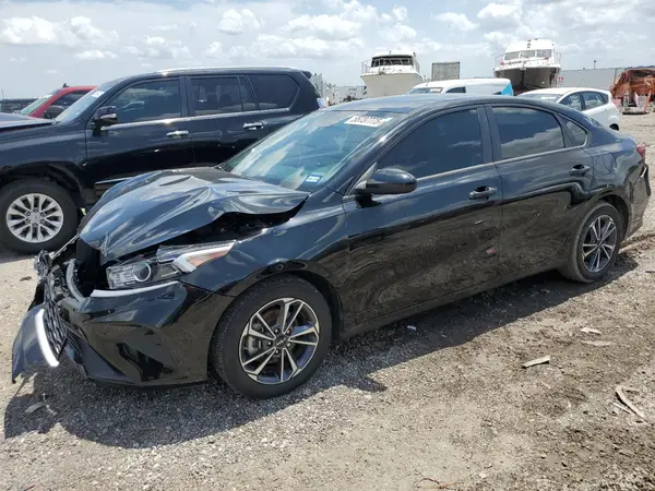 3KPF24AD4PE687921 2023 KIA FORTE - Image 1