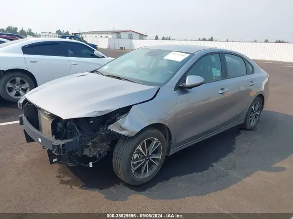 3KPF24AD4PE688177 2023 KIA FORTE - Image 2