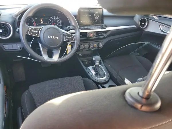 3KPF24AD4PE692357 2023 KIA FORTE - Image 8