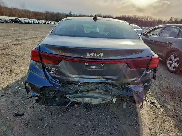 2023 KIA FORTE COPART lot 95629385 auction photo 6