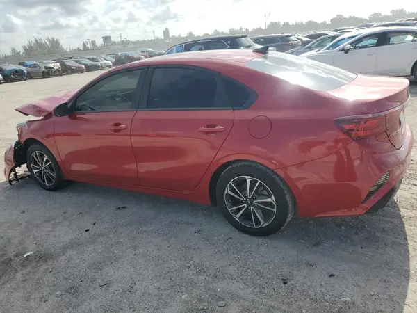 3KPF24AD4RE695777 2024 KIA FORTE - Image 2