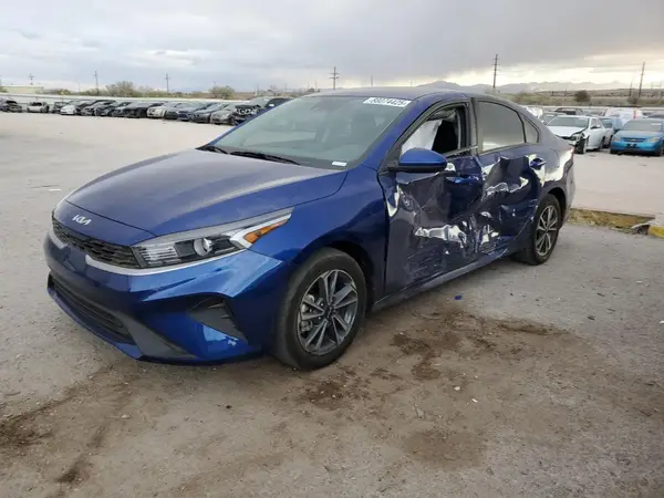 3KPF24AD4RE703179 2024 KIA FORTE - Image 1
