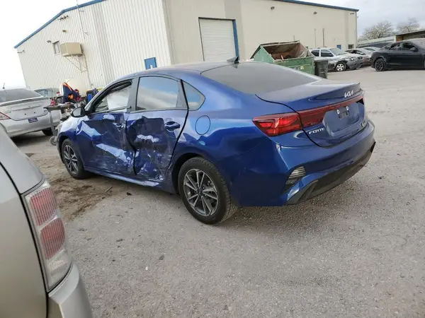3KPF24AD4RE703179 2024 KIA FORTE - Image 2