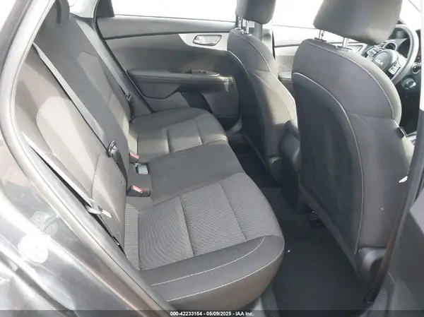 3KPF24AD4RE708110 2024 KIA FORTE - Image 8