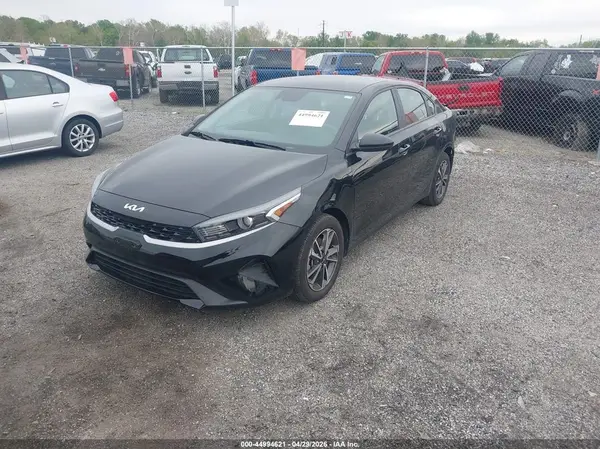 3KPF24AD4RE709371 2024 KIA FORTE - Image 2