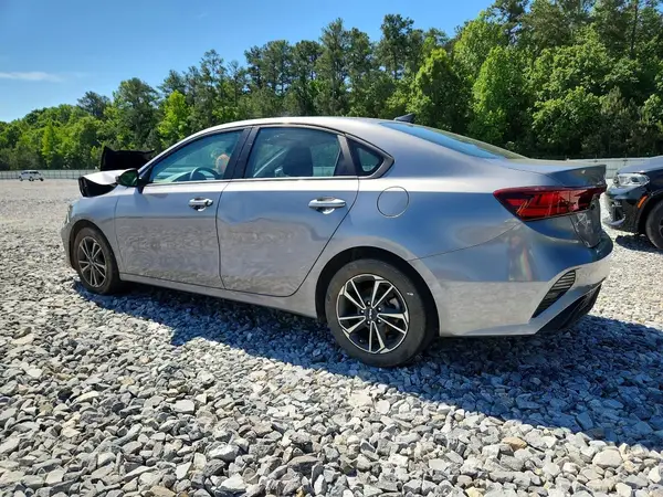 3KPF24AD4RE710486 2024 KIA FORTE - Image 2